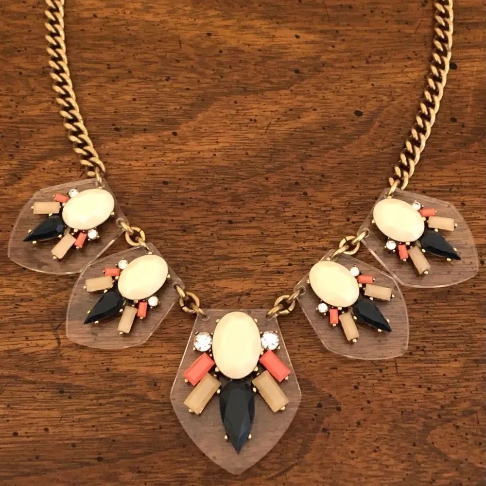 J.Crew | Lucite Pendant Statement Necklace | 18” Adjustable